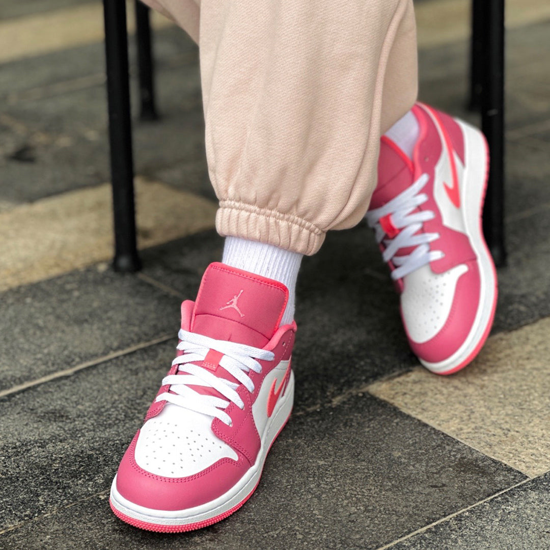 Jordan 1 Low Pink White