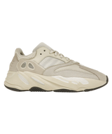 Yeezy 700 Cream Analog