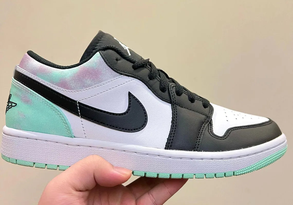 Jordan 1 Low Tiedye