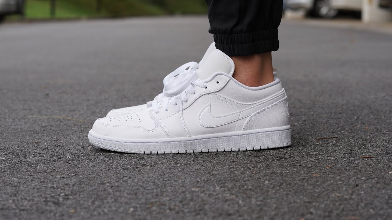 Jordan 1 Low Triple White