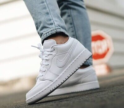 Jordan 1 Low Triple White